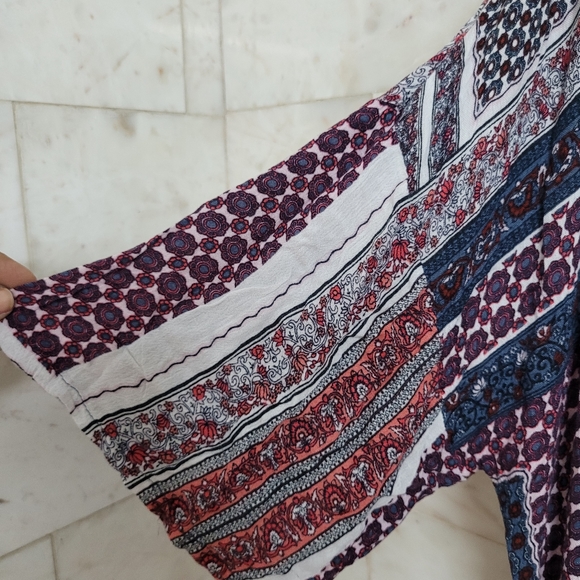 ONLY Printed Shrug - Picture 4 of 5